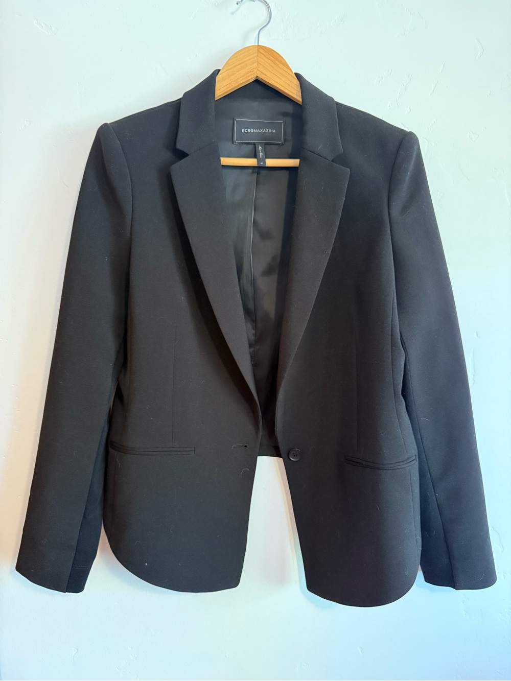 BCBGMaxAzria Black Single-Button Tailored Blazer